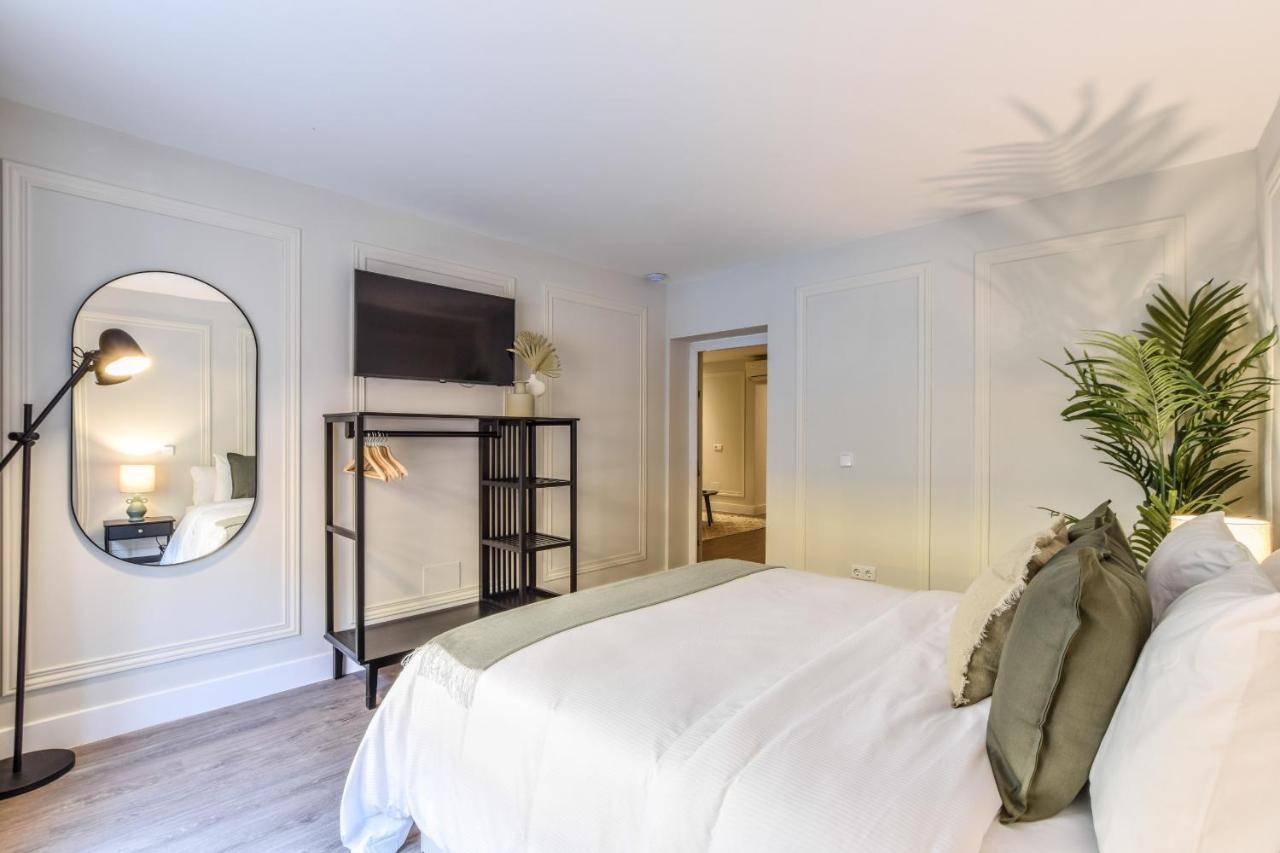 Acogedor Apartamento Gran Via -No Ascensor- مدريد المظهر الخارجي الصورة