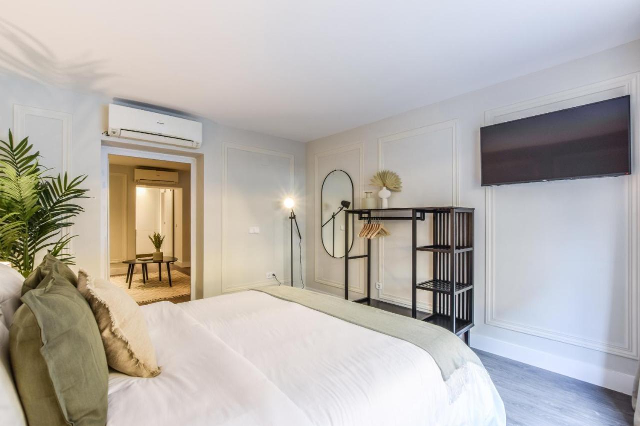 Acogedor Apartamento Gran Via -No Ascensor- مدريد المظهر الخارجي الصورة
