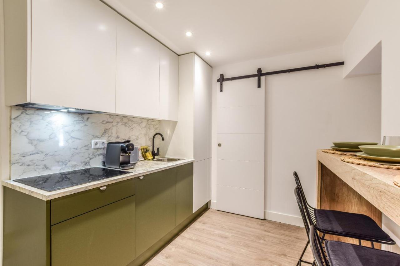 Acogedor Apartamento Gran Via -No Ascensor- مدريد المظهر الخارجي الصورة