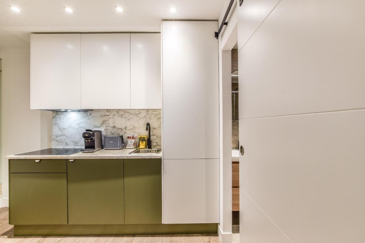 Acogedor Apartamento Gran Via -No Ascensor- مدريد المظهر الخارجي الصورة