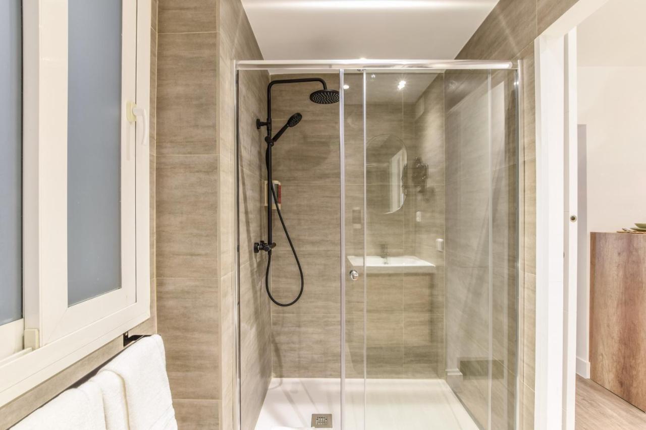 Acogedor Apartamento Gran Via -No Ascensor- مدريد المظهر الخارجي الصورة